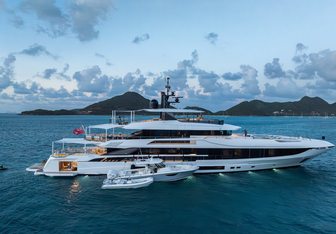 Dokinha Yacht Charter in St Tropez