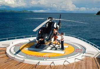 Lauren L yacht charter lifestyle
                        