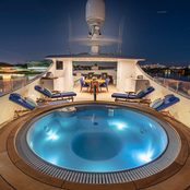 Miss Christine photo 3