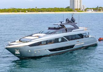 No Surrender Yacht Charter in Florida