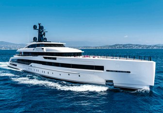 Rio Yacht Charter in Bahamas