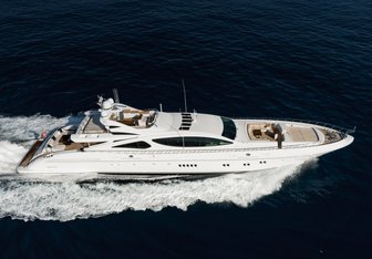 Royale X Yacht Charter in St Tropez