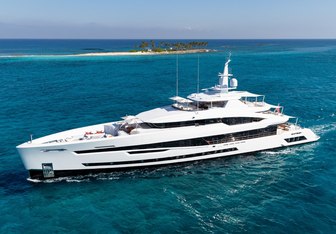 Santosha Yacht Charter in St Tropez